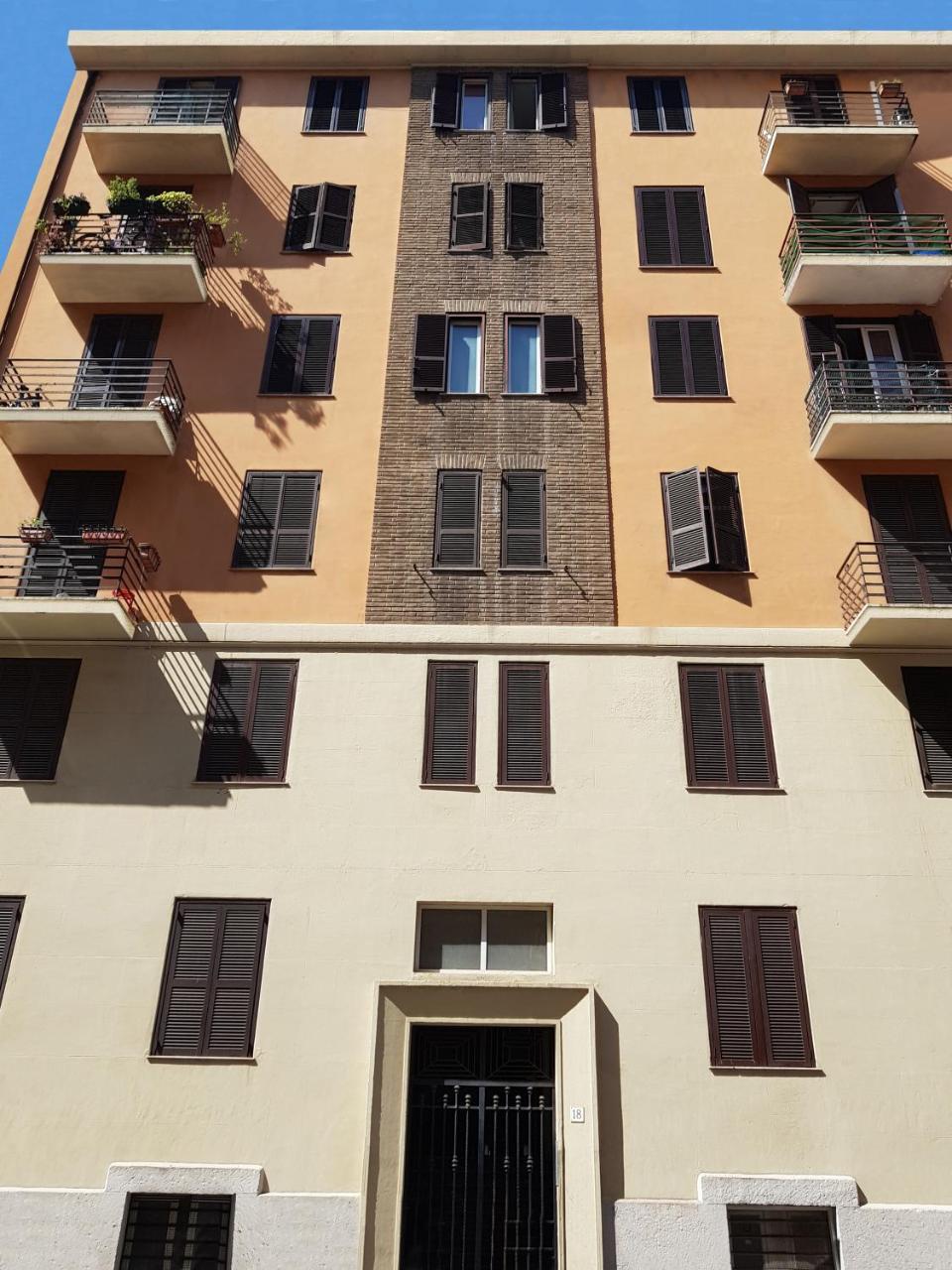 Apt Re Di Roma Extérieur photo